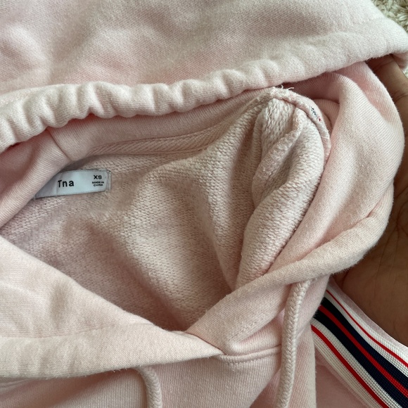 Tna Aritzia Cropped Hoodie Womens Size XS Cream Draw String Closure - Picture 4 of 11